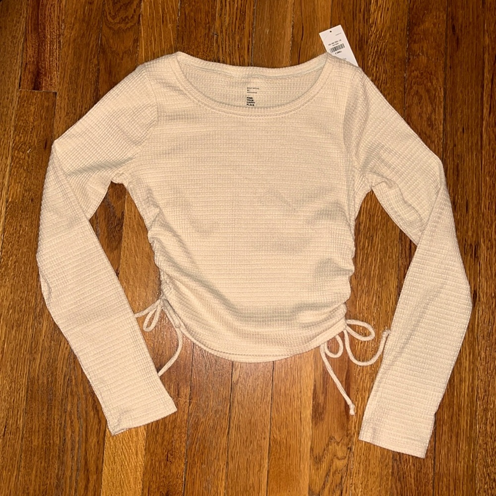 Gilly Hicks Long Sleeve Side Cinch Top. Oatmeal color. NWT.